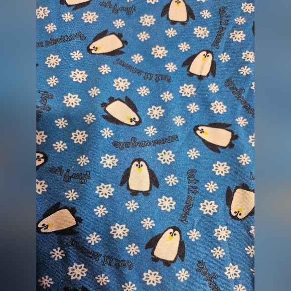 Penguin Sleeping Shirt - Picture 3 of 4